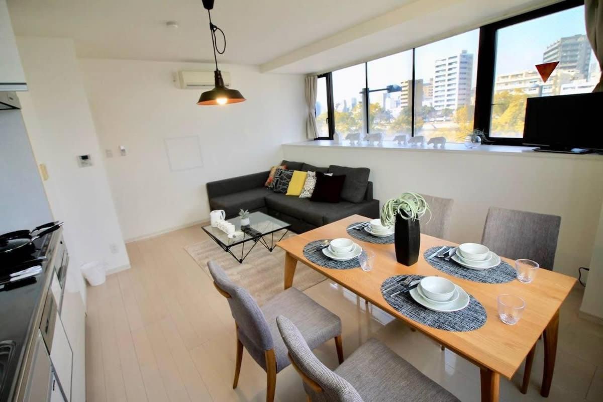 Luxes - 10 Min Hiroshima Station & 2Br Up To 10P Appartement Buitenkant foto